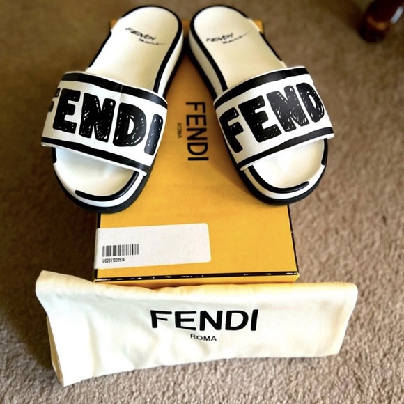 Fendi Black and White Joshua Vibe Slide Sandals size 35